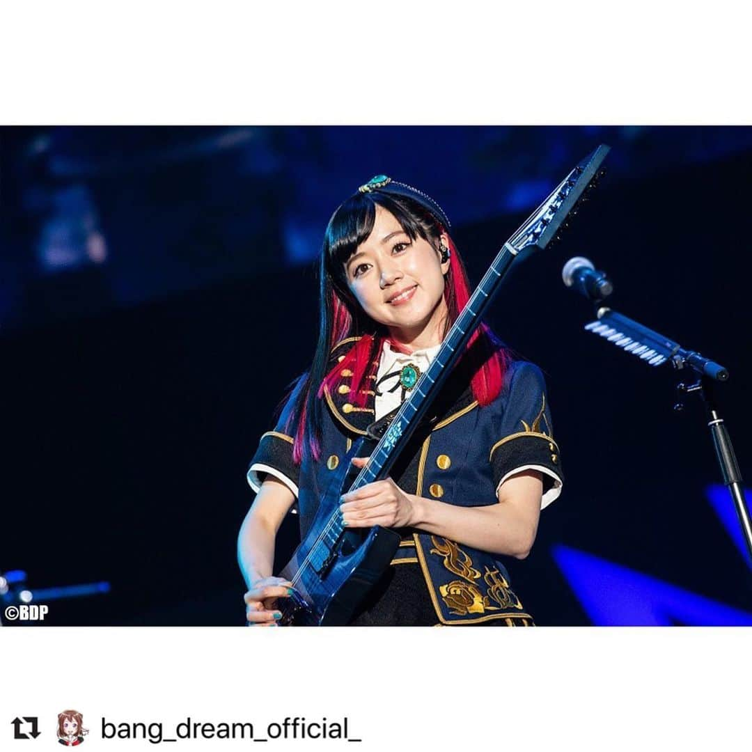 工藤晴香さんのインスタグラム写真 - (工藤晴香Instagram)「@bang_dream_official_  見てねーーっ🌹 LIVEしたいなあ〜  #bangdream #roselia #espguitars」5月20日 20時28分 - kudo_a.k.a_910