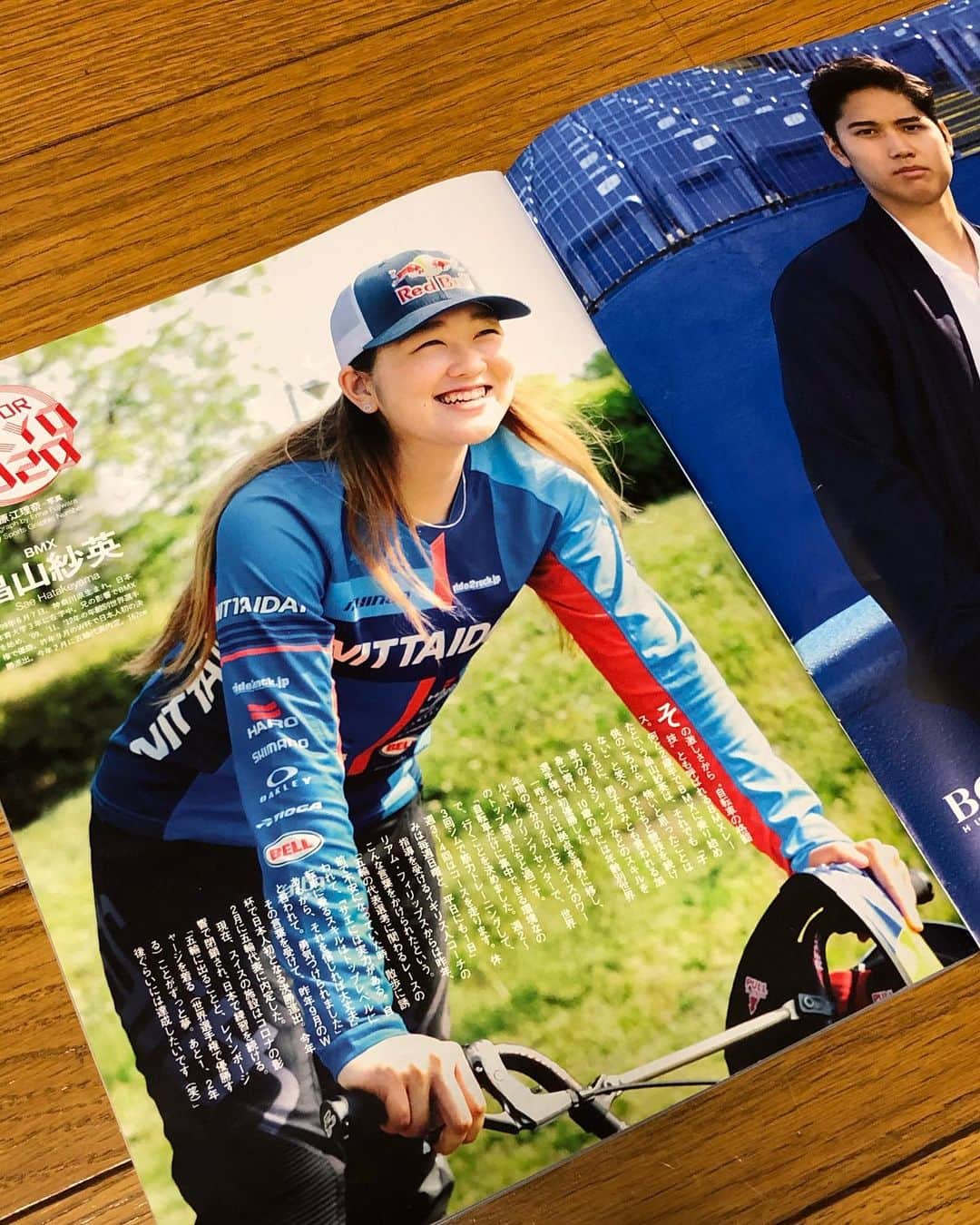 畠山紗英のインスタグラム：「明日5月21日発売のスポーツグラフィックナンバーという雑誌の巻頭に載っています！ コンビニなど立ち寄った際はチェックしてみてください😊  #sportsgraphicnumber」