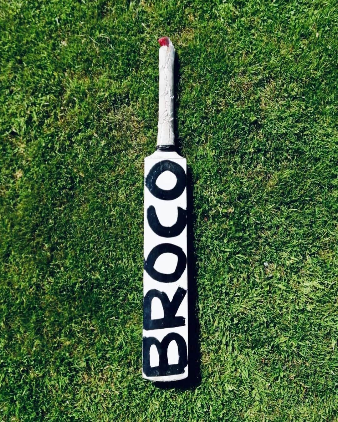 Don Brocoさんのインスタグラム写真 - (Don BrocoInstagram)「The @five4fivefest raffle closes TODAY 8pm BST so last chance to win these one of a kind pieces of Broco history 👨‍🔧🛹🏏🥁🖼. All raffle tickets only £5 with all proceeds going to NHS Charities Together. Winners announced tomorrow! https://store.five4fivefest.com」5月20日 21時16分 - donbroco