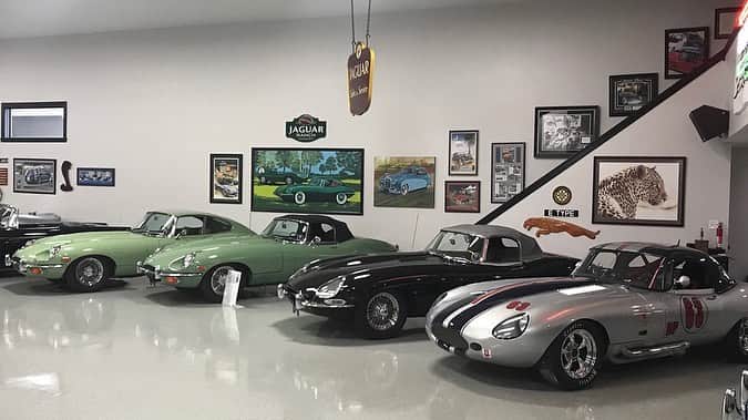 Jaguarさんのインスタグラム写真 - (JaguarInstagram)「#Jaguar enthusiast Scott Holley opens his garage doors to walk us through his prized collection of classic cars.  Click on our bio link to watch the tour.  #JaguarClassic #Etype #XK140 #MKIX #Stype #ClassicCars #Heritage #CarsofInstagram #SVRA」5月20日 21時27分 - jaguar