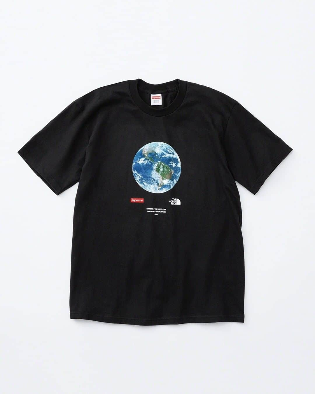 シュプリームさんのインスタグラム写真 - (シュプリームInstagram)「Supreme®/The North Face® One World Tee. 05/21/2020⁣ ⁣ Supreme and The North Face® will donate 100% of profits from One World Tee sales to GlobalGiving’s Coronavirus Relief Fund, providing resources to communities on the front lines and protecting the most vulnerable. ⁣⁣ ⁣ For more information visit: www.globalgiving.org/⁣」5月20日 22時03分 - supremenewyork