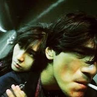 大森美希さんのインスタグラム写真 - (大森美希Instagram)「Today’s film “Fallen Angels” by Wong Kar-wai in 1995  今日の映画『天使の涙』ウォン・カーウァイ(1995年)  #fallenangels #1995 #wongkarwai #christopherdoyle #takeshikaneshiro #todaysfilm #todaysmood #hongkongmovie #film #cinema #movie #parislife #fashion #nineties #ninetiesfashion #90s #今日の映画 #今日のムード #天使の涙 #金城武 #香港映画 #ウォンカーウァイ #クリストファードイル #映画 #90年代 #90年代ファッション #シネマ #映画鑑賞 #パリ生活 #堕落天使」5月20日 22時03分 - mikiomori_