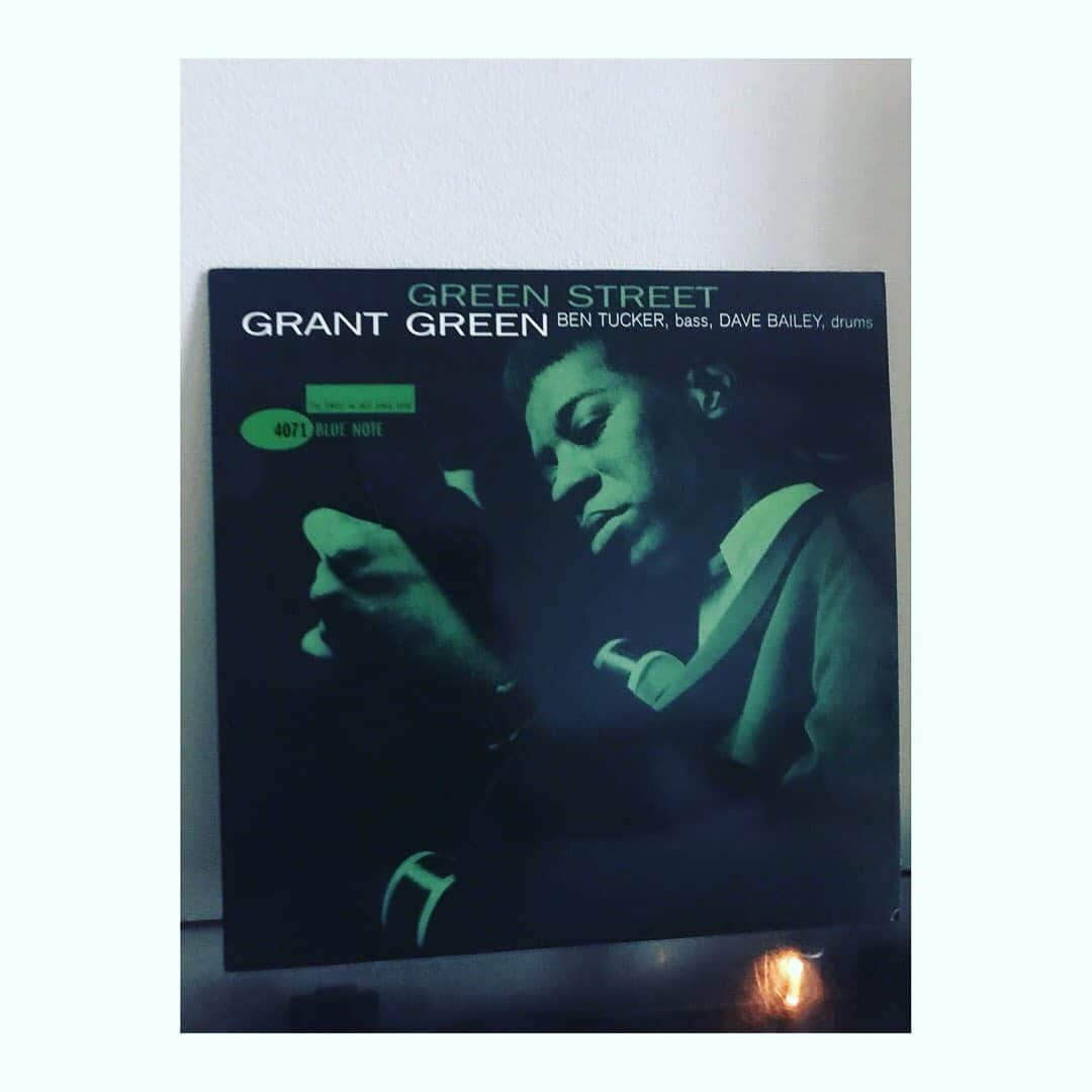 林幸治さんのインスタグラム写真 - (林幸治Instagram)「Grant Green ‎– Green Street  #vinyl #1961 #grantgreen #reissue #nowplaying」5月20日 22時12分 - tct_koji_hayashi