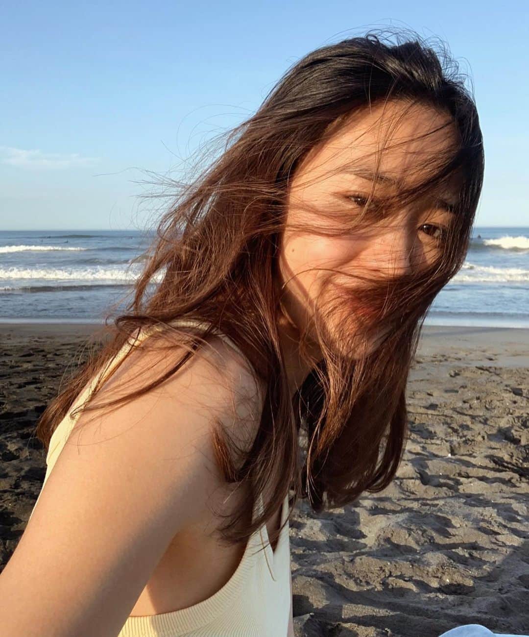 栗山遥さんのインスタグラム写真 - (栗山遥Instagram)「🕊🌼」5月20日 22時23分 - harukakuriyama