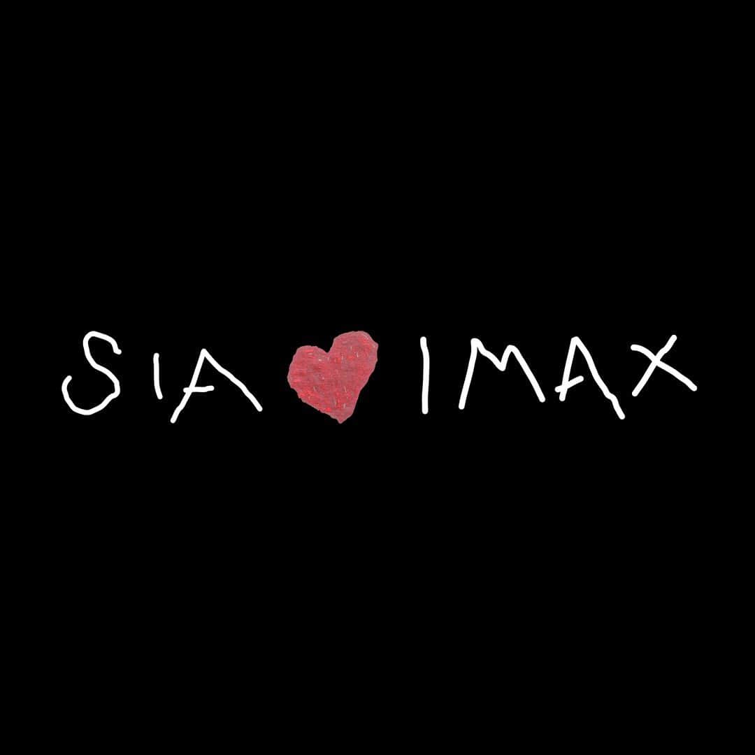 シーアさんのインスタグラム写真 - (シーアInstagram)「❤️ @IMAX」5月21日 0時00分 - siamusic