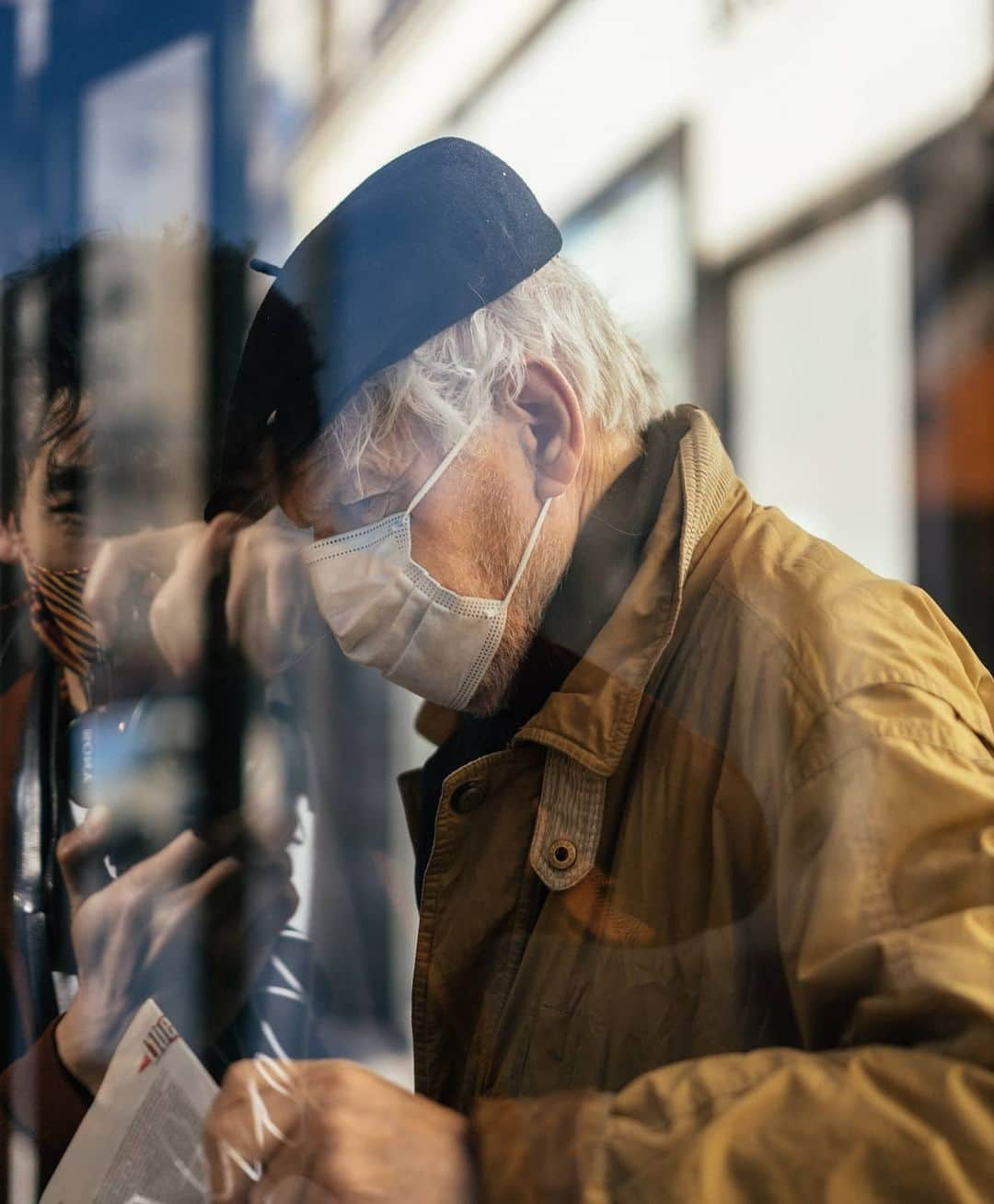 VuTheara Khamさんのインスタグラム写真 - (VuTheara KhamInstagram)「Covid-19, Paris, 20/05/2020 It's series of street pictures taken this morning. Which one do you prefer ? 1,2,3, 4」5月21日 0時32分 - vutheara