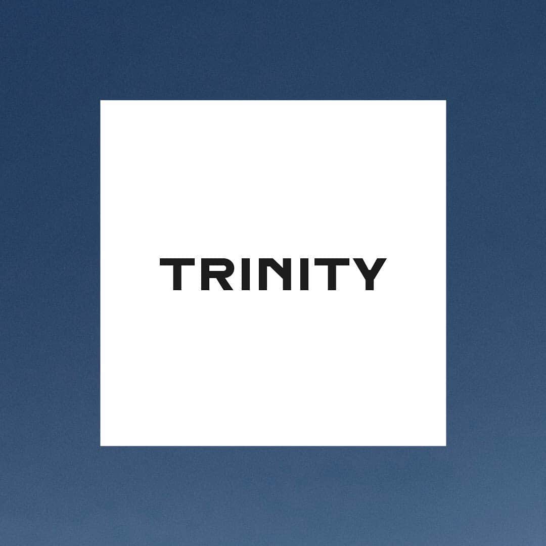 のインスタグラム：「You can play but you can’t touch. Practice makes perfect, no matter the distance. Swipe to play the Trinity game.  #TrinitydeCartier celebrates all emotional bonds.」