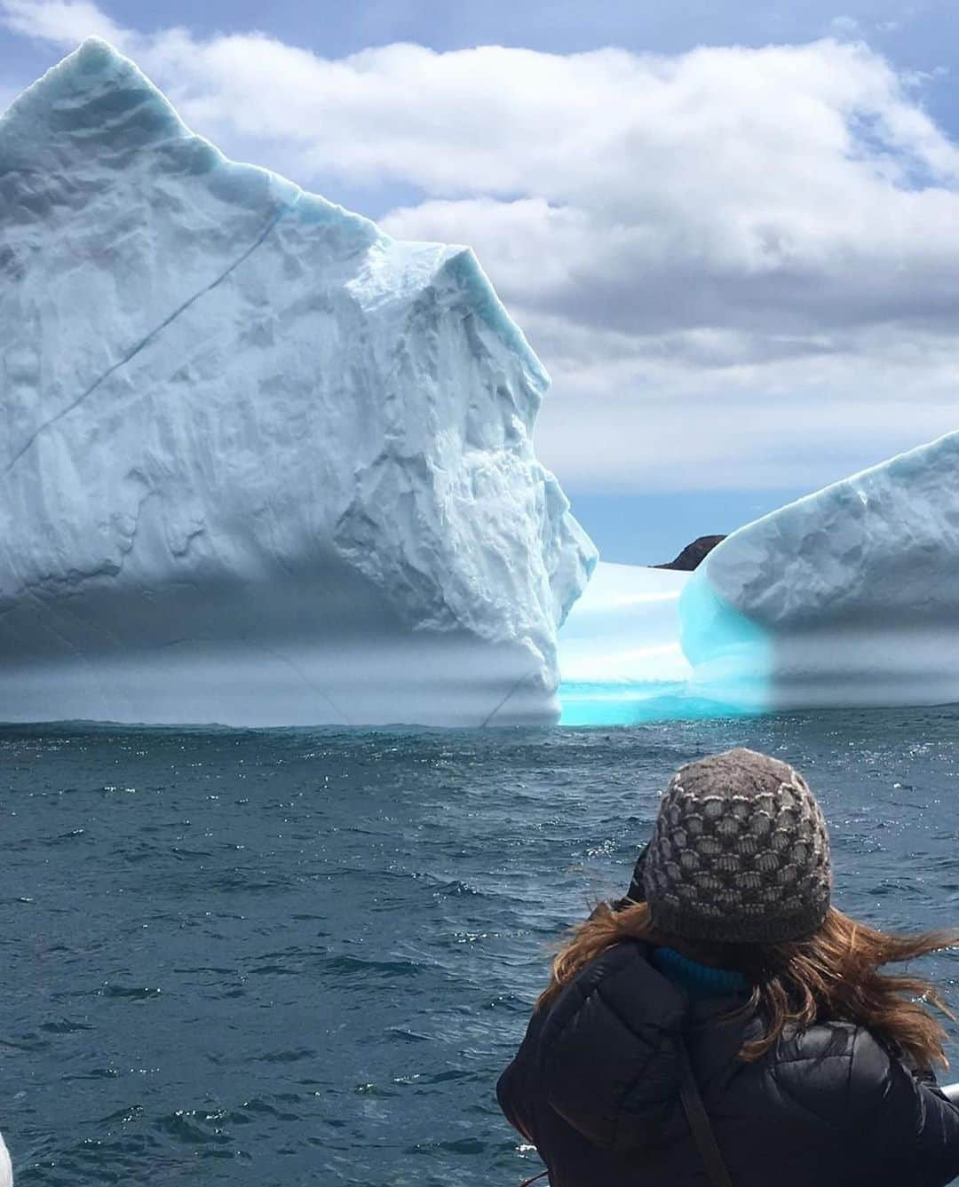 Explore Canadaさんのインスタグラム写真 - (Explore CanadaInstagram)「Today's #CanadaSpotlight is on @newfoundlandlabrador!⁠⠀ ⁠⠀ As Canada's most easterly province, Newfoundland and Labrador offers dramatic coastlines, incredible wildlife, a history rich in legends, explorers and inventors and a whole bunch of warm, welcoming people. Here are just a few more reasons why we love this province:⁠⠀ ⁠⠀ 🐻 With over 29,000km of coastline and several incredible national parks and national heritage sites, there are endless opportunities for wildlife watching, including whales, seabirds, moose and bears.⁠⠀ 💎 It's home to Iceberg Alley, the best place on the continent to see 10,000-year old icebergs!⁠⠀ 💞 Their wonderfully ecclectic heritage comprised of Indigenous, French, English and Irish influences has created unique culture, which is reflected in the colourful and creative environment that surrounds them.⁠⠀ ⁠⠀ Help us share the love for Newfoundland & Labrador by heading over to @newfoundlandlabrador, where you can find more incredible views and their awesome new IGTV series, The Tale Blazers, for your virtual travel fix!⁠⠀ ⁠⠀ ⁠⠀ #ExploreCanadaFromHome #ForGlowingHearts ⁠⠀ ⁠⠀ 📷: ⁠⠀ ⁠⠀ 1. @jakegrahamphoto⁠⠀ 2. & 3. @tomcochrane⁠⠀ 4. @chelseylawrence⁠⠀ 5. @followmeawaytravel⁠⠀ 6. @icebergquest⁠⠀ 7. @kevinpepperphotography⁠⠀ 8. @robertconwayphotography⁠⠀ 9. @braybraywoowoo⁠⠀ ⁠⠀ 📍: @newfoundlandlabrador⁠⠀ ⁠⠀ #ExploreNL #IcerbergsNL」5月21日 1時42分 - explorecanada