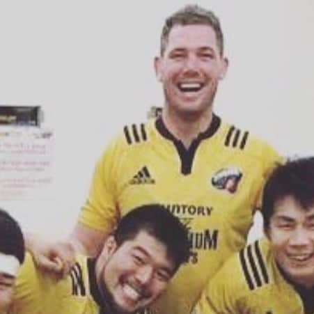 畠山健介さんのインスタグラム写真 - (畠山健介Instagram)「Thank you for the best memories on the ground and off the ground.I miss you guys...I really miss you.we are Sungoliath family.Respect.  @kosei_ono  @joeywheels  @matt_giteau  #ラグビー #rugby #サントリー #サンゴリアス #サントリーサンゴリアス #サンゴリアスファミリー #suntory #sungoliath #SuntorySungoliath #SungoliathFamily #respect #pride #appreciate #legend」5月21日 12時40分 - hatake03