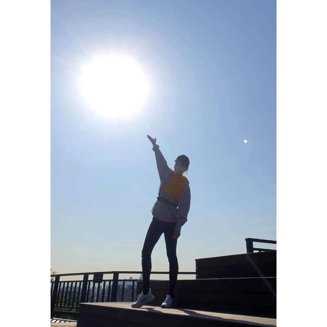 ソ・ユジンさんのインスタグラム写真 - (ソ・ユジンInstagram)「오늘도 잘부탁해 ~ 🌞」5月21日 12時55分 - yujin_so