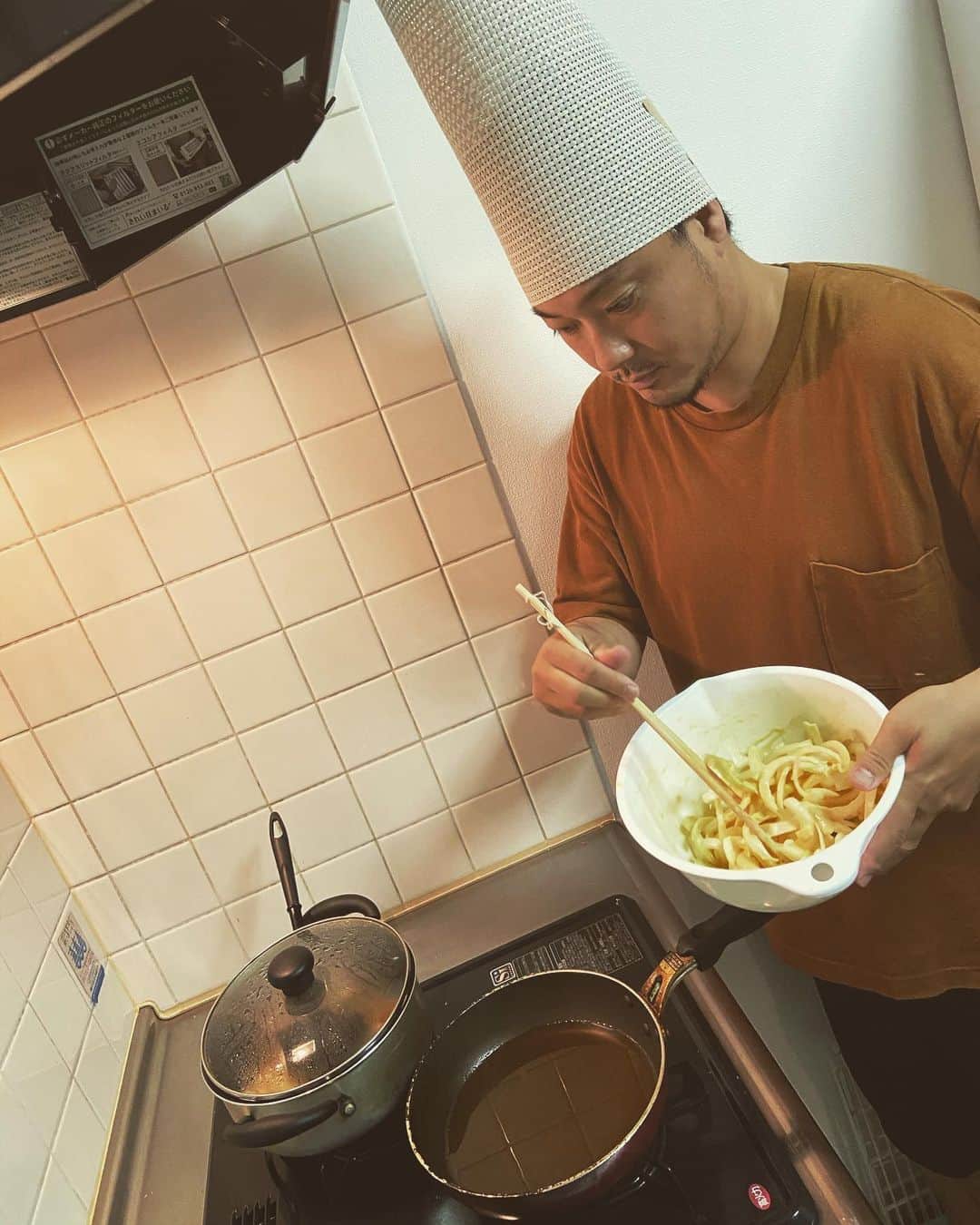 池田周平のインスタグラム：「自分の料理に自信がなくなった時はこれで大丈夫！  #ランチョンマット #コックさんの中でもだいぶ上 #ランチョンマット男子」