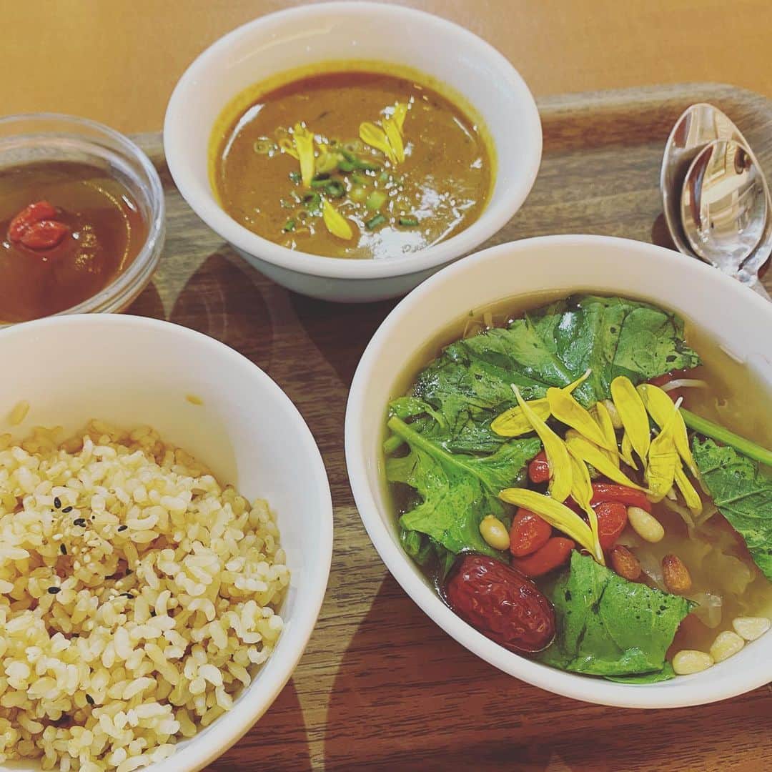 小川真司さんのインスタグラム写真 - (小川真司Instagram)「久しぶりに外食した。」5月21日 13時42分 - maguromaru34