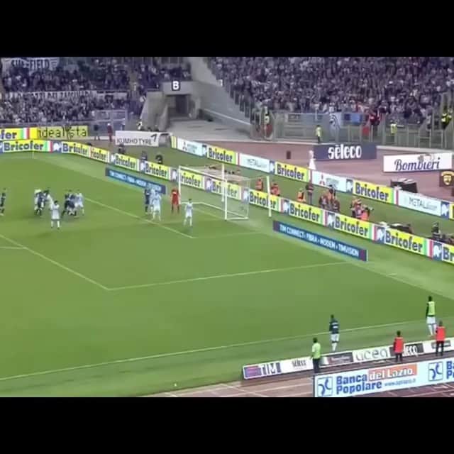 マルセロ・ブロゾビッチのインスタグラム：「🙏 @inter」