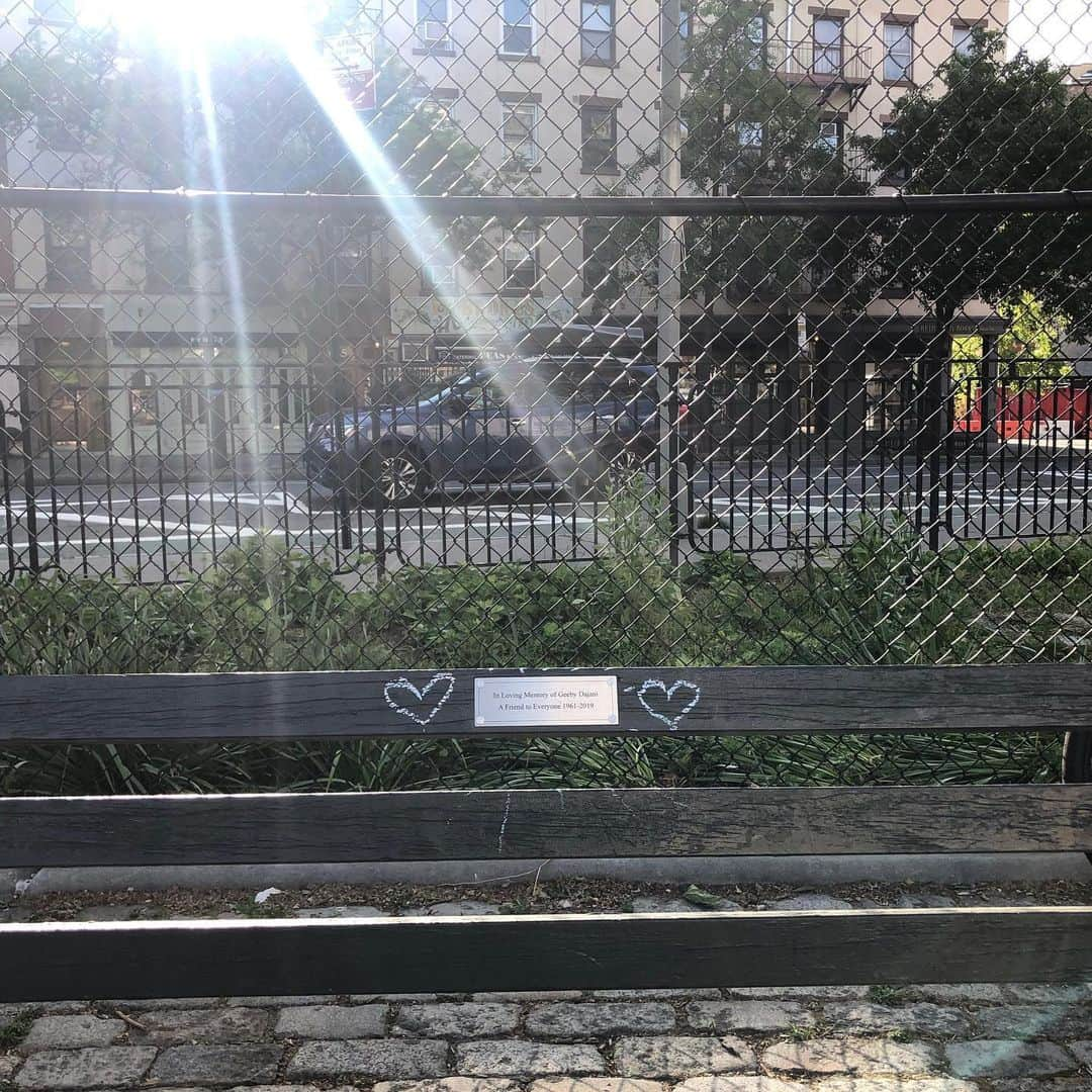 ナディア・ダジャニさんのインスタグラム写真 - (ナディア・ダジャニInstagram)「In memory of my brother Geeby, our entire community chipped in and we had a bench dedicated to him, in a park where we played as kids. It’s at Horatio St park in the West Village. PLEASE GO SIT AND SAY HI TO HIM. And when @mattkillcole took these pics, a beam of sun poked through. Maybe we’re lucky and Geeby is saying hi back. My heart is still broken but i do think he’d be touched that this exists. I hope he would. #ME62」5月21日 7時06分 - caughtoffbase