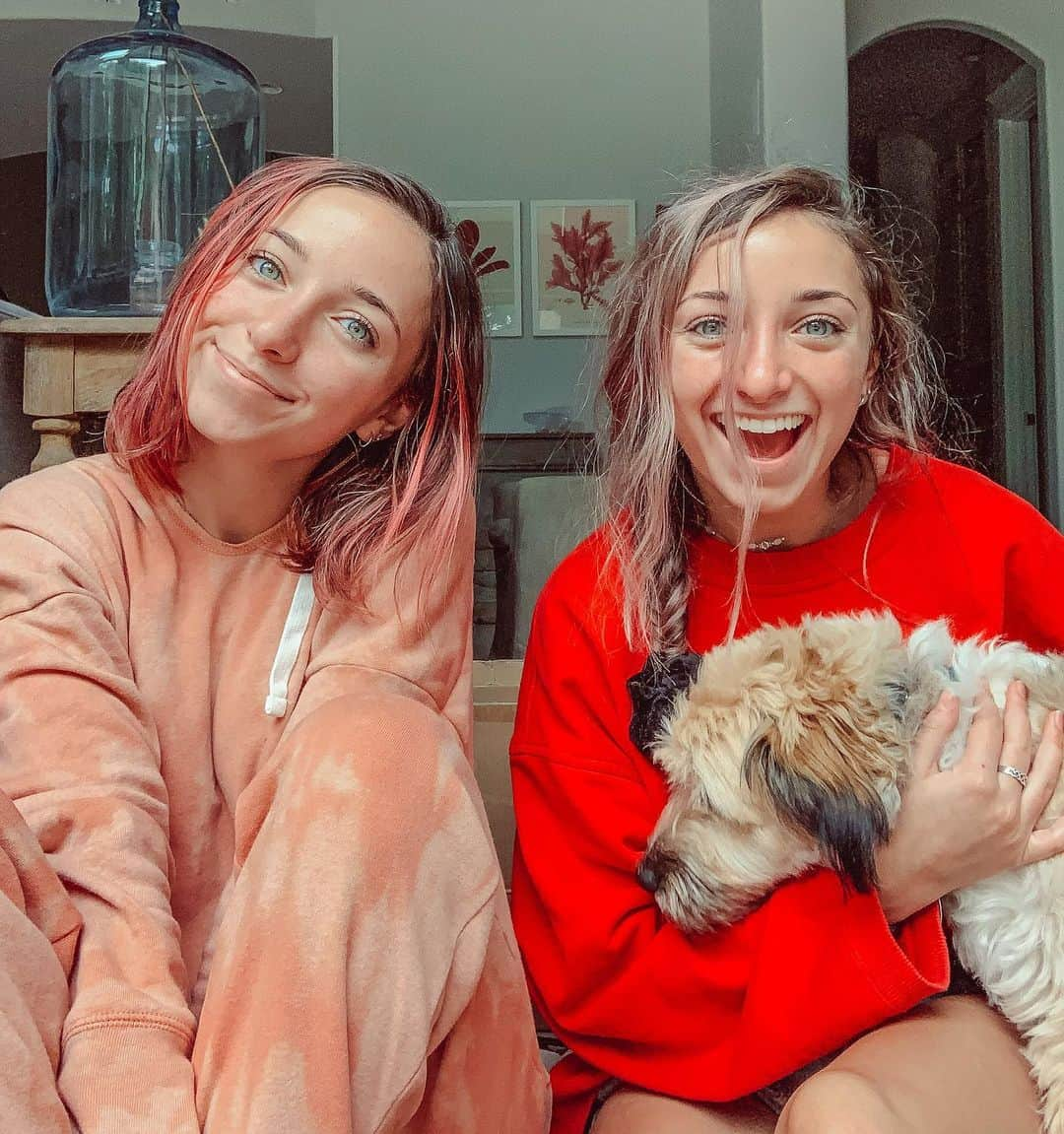 Brooklyn and Baileyさんのインスタグラム写真 - (Brooklyn and BaileyInstagram)「A PJ kind of day」5月21日 7時39分 - brooklynandbailey