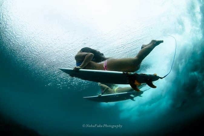 大村 奈央さんのインスタグラム写真 - (大村 奈央Instagram)「水圧が恋しい…🌊💛 I miss playing under the water 💦  pc @balisurfphotography」5月21日 8時33分 - naoomura