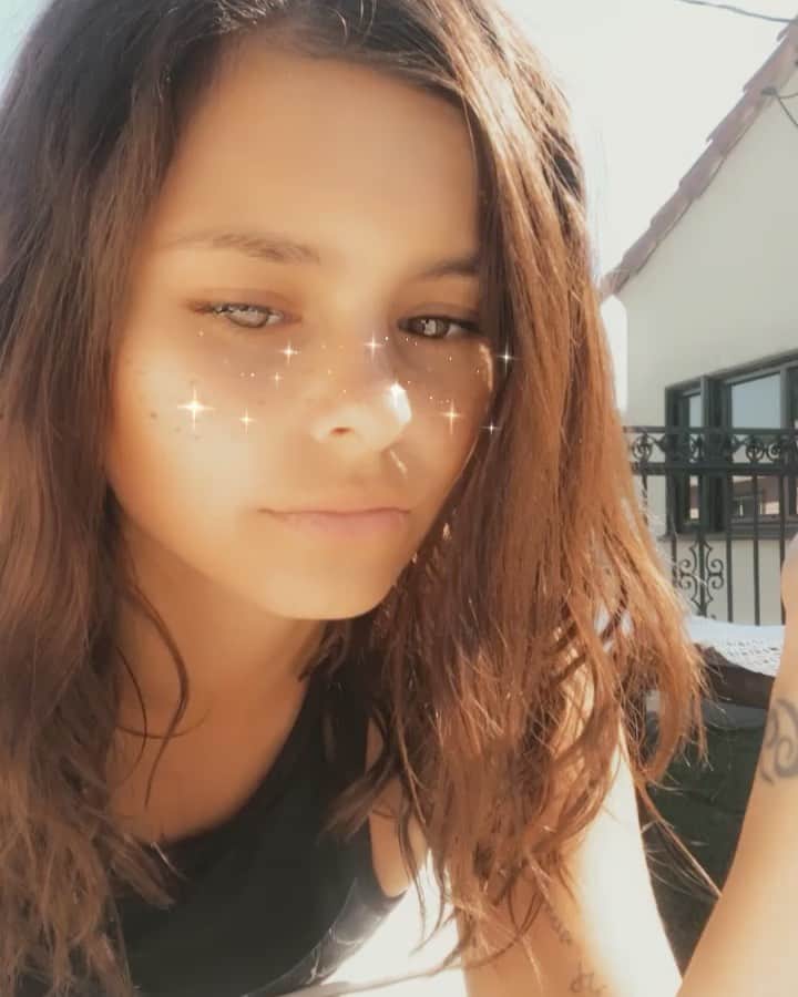 ジャッキー・リーのインスタグラム：「What if I just released all my demos on SoundCloud 🥱」