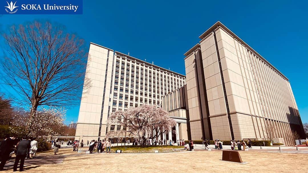 Soka Universityさんのインスタグラム写真 - (Soka UniversityInstagram)「Background wallpapers available for use during your online classes on zoom ❶ オンライン授業や会議で使用できる「創大バーチャル背景画像 Vol.1」❶ https://www.soka.ac.jp/_tag/2020/05/4810/ #discoversoka #sodaigram #sokauniversity #hachioji #campuslife #universitystudent #zoommeeting #zoomclasses #studentsuccess #spring2020 #photosoftheday #創価大学 #八王子 #キャンパス #キャンパスライフ #大学 #ズーム #授業 #5月」5月21日 9時53分 - sokauniversity