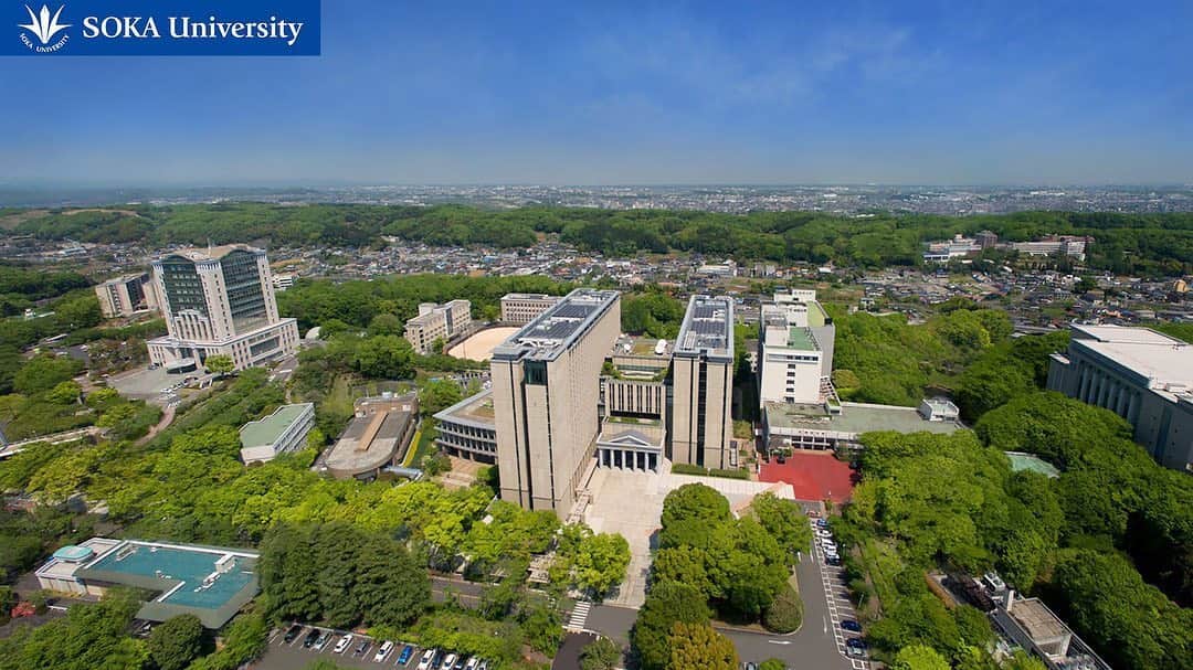 Soka Universityさんのインスタグラム写真 - (Soka UniversityInstagram)「Background wallpapers available for use during your online classes on zoom ❶ オンライン授業や会議で使用できる「創大バーチャル背景画像 Vol.1」❶ https://www.soka.ac.jp/_tag/2020/05/4810/ #discoversoka #sodaigram #sokauniversity #hachioji #campuslife #universitystudent #zoommeeting #zoomclasses #studentsuccess #spring2020 #photosoftheday #創価大学 #八王子 #キャンパス #キャンパスライフ #大学 #ズーム #授業 #5月」5月21日 9時53分 - sokauniversity