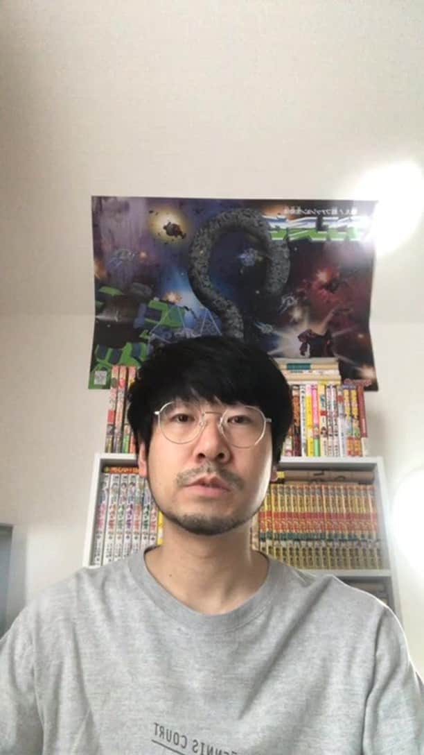 福井俊太郎のインスタグラム：「#素朴な質問があったので石井君に聞いてみました #朝9時30分 #2人でフルーツグラノーラを食べながら #石井君は迷惑そうな顔してたけど #なんでだろう #元々そうゆう顔なのかな #気にせずまた呼び出そうぅ #低くねっとりした声で」