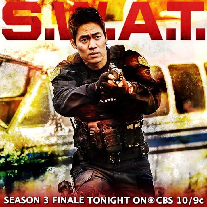 シェマー・ムーアさんのインスタグラム写真 - (シェマー・ムーアInstagram)「#swatsquad @davidbradleylim ... SEASON 3 FINALE TONIGHT 10pm on CBS @swatcbs」5月21日 10時21分 - shemarfmoore