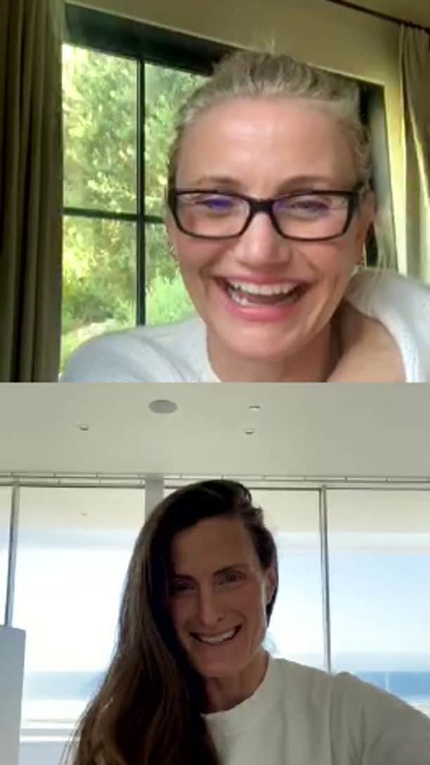 キャメロン・ディアスのインスタグラム：「Talking about the Microbiome ... THE most cutting edge science in well-being and health..」