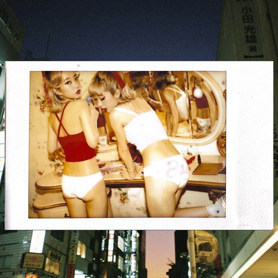 のインスタグラム：「🍑💄🧠」