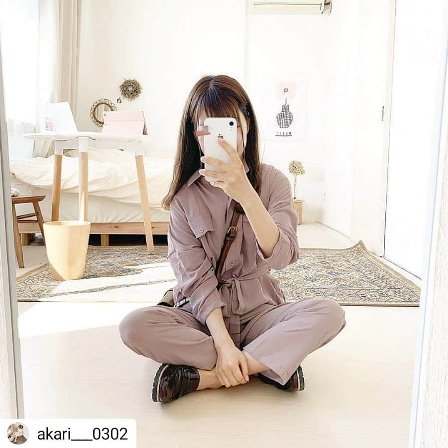 GRLさんのインスタグラム写真 - (GRLInstagram)「【👆画像をタップすると購入できるよ👆】 @_y_u_k_i_e_ さん @akari___0302 さん @yoahiru.w さん にGRL商品着用して頂いております💕 ありがとうございます✨ . @grl_official #グレイル #grl #キャミワンピース #ジャンプスーツ #ショルダーバッグ」5月21日 11時07分 - grl_official