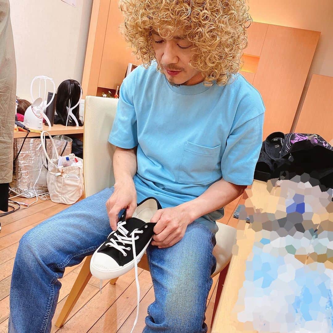 中川家さんのインスタグラム写真 - (中川家Instagram)「‪JR東海さんのCMに出演させていただいております！‬ ‪オフショットを少し！‬」5月21日 21時40分 - nakagawake.tsu.re