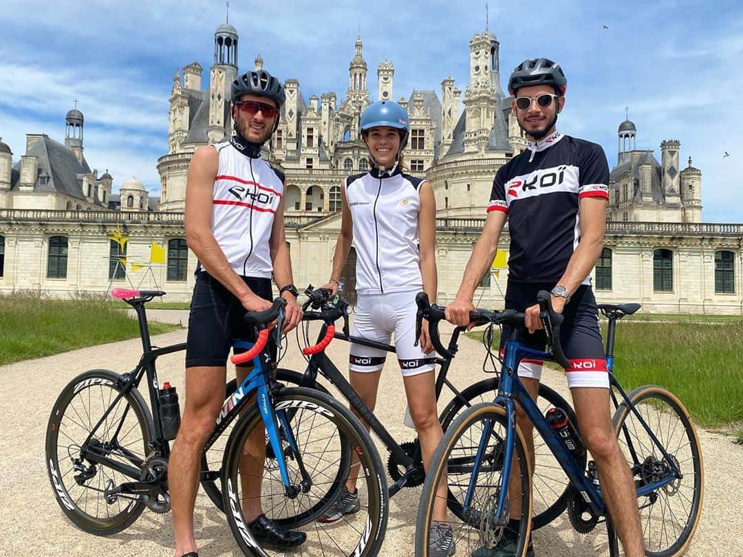 ポーリーヌ・オアロのインスタグラム：「L’équipe Ekoï 😂  60k Olivet - Chambord」