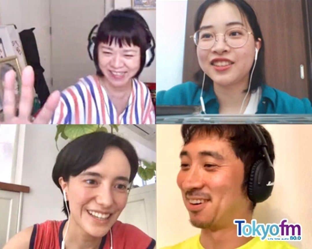 小野りりあんのインスタグラム：「今週末の土曜日にも放送されるよ！よかったら聞いてね〜♪ 少しだけ旅の話してます。  下記　@twiggy.miho さんの投稿から  TokyoFMのJFN PARK 「TWIGGY.松浦美穂のClean Simple Smart Radio」 毎週土曜日10:am〜  司会進行　引地海  今回のゲストは、 modelで環境アクティビィストの小野りりあんと、 2019年度少年少女国連大使で活躍中の18歳、黒部睦ちゃんの お二人をお招きして… いろんなお話をさせていただきました^_^ 先ずは第一回目はお二人との出会いのヘアドネーションの話。  来週はアクティブに動いている小野りりあんを追いかけます❣️ シベリア鉄道の旅から…  #先ずはJFNPARKのアプリをお取りください！ #そこの検索マークを押して…キーワードのところに「松浦美穂のCleanSimpleSmart Radio」と記入。 #環境アクティビスト #小野りりあん #国連大使 #黒部睦 #引地海 #松浦美穂」