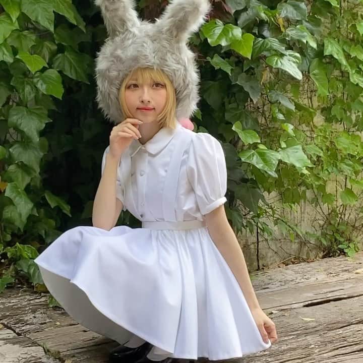 双木昭夫のインスタグラム：「このサテンのセットアップも近日中に発売予定です」