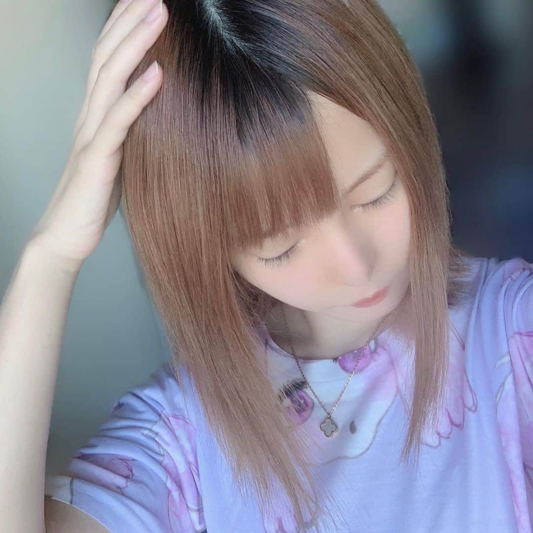 らむめろさんのインスタグラム写真 - (らむめろInstagram)「自粛で超絶プリンw」5月21日 16時41分 - ramumero_