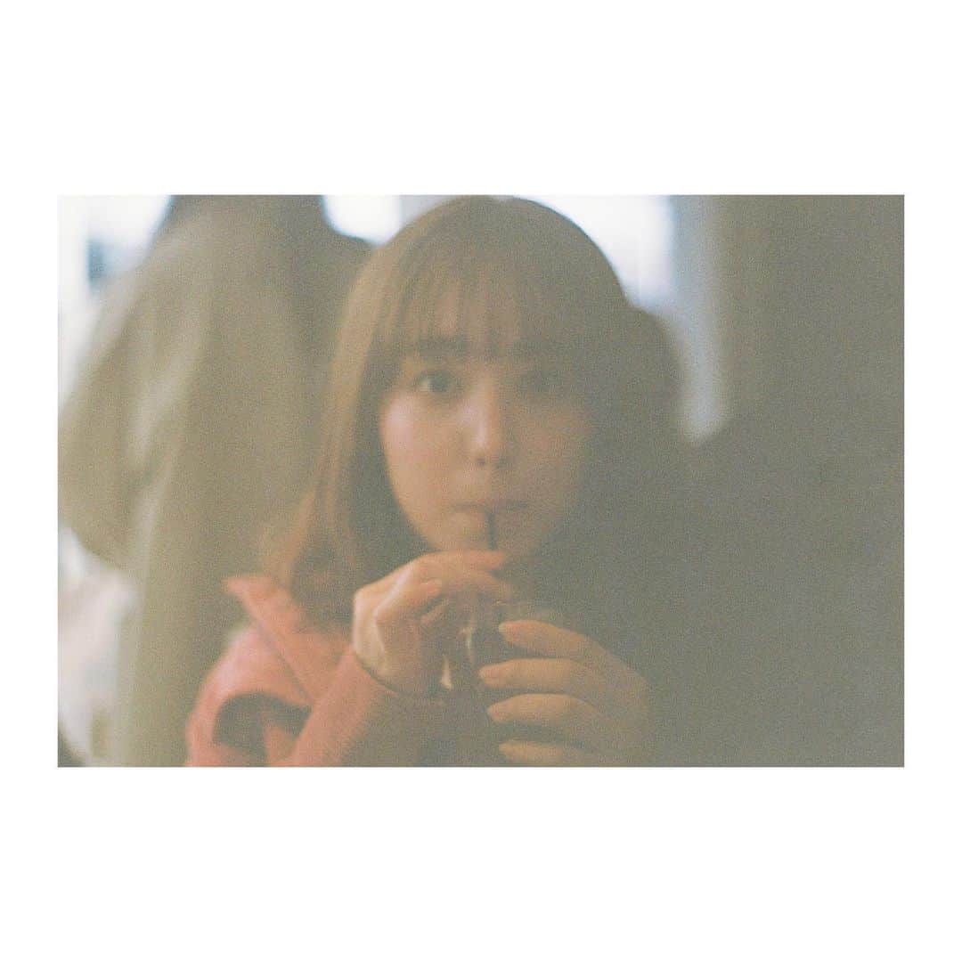 前田美里のインスタグラム：「💭🎞 #🎞 #film #film_jp #ファインダー越しの私の世界 #写真好きな人と繋がりたい #cafe #photo #picture #follow #followme #asahipentaxsp」
