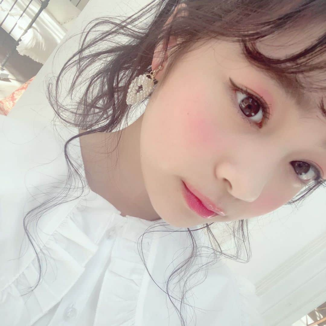 林芽亜里さんのインスタグラム写真 - (林芽亜里Instagram)「🎀﻿ ﻿ めありの毎日メイクがニコラᴛᴠにupされてま~す\( ᐛ )/﻿ ぜひ見てね❤️﻿ ﻿ 今日も1日早かった~💦﻿ 来週は分散登校日があるから楽しみ\( ᐛ )/﻿ ﻿ #ニコラ #nicola #林芽亜里﻿ ﻿ ﻿」5月21日 17時48分 - meari__hayashi