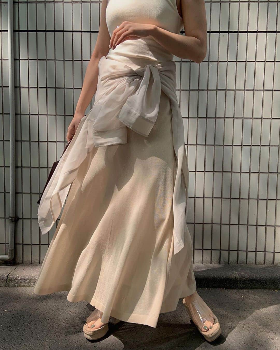Ameri vintageさんのインスタグラム写真 - (Ameri vintageInstagram)「05.22(fri)12:00. WAVE SHEER KNIT SKIRT will be released. . #ameri #amerivintage #shopping #fashion #japan #skirt」5月21日 17時55分 - amerivintage