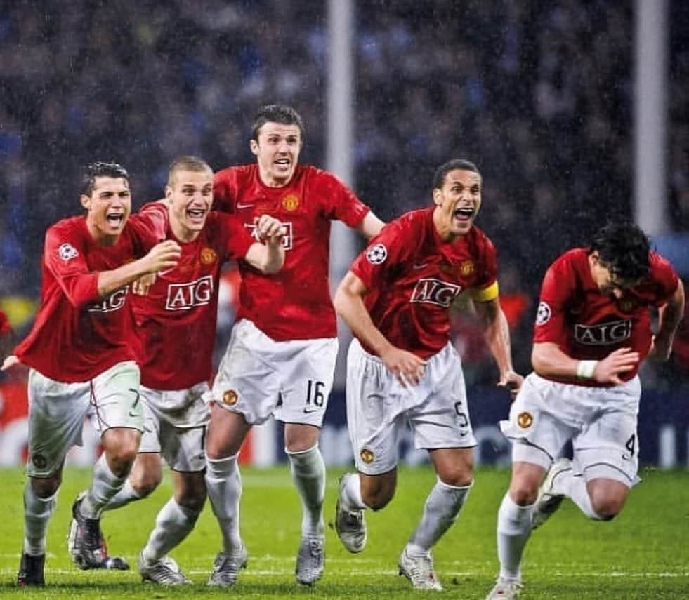 リオ・ファーディナンドさんのインスタグラム写真 - (リオ・ファーディナンドInstagram)「On This Day in Moscow 2008... Childhood Dreams Became True! 🏆 What a @manchesterunited Team this was!  #OTD #MUFC #UCL #Moscow」5月21日 19時00分 - rioferdy5