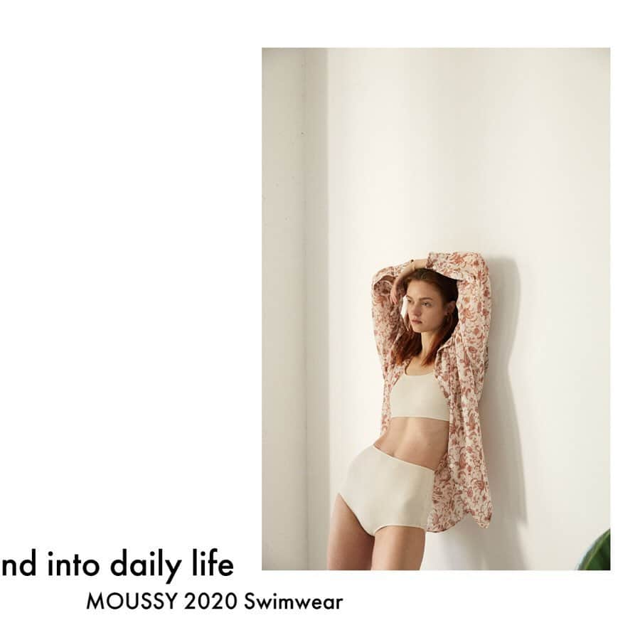 マウジーさんのインスタグラム写真 - (マウジーInstagram)「Blend into daily life MOUSSY 2020 Swimwear "We provide new swimwear style that blend in naturally into your daily life." ㅤㅤㅤㅤㅤㅤㅤㅤ ・O RING HIGH WAIST BIKINI(010DSH80-0220) 凹凸のある素材×べっこう風のアクリルOリングがレトロな雰囲気のSWIMWEAR。 ボトムスはお尻をすっぽり包み込んでくれるようなハイウエストシルエット。 ㅤㅤㅤㅤㅤㅤㅤㅤㅤㅤㅤㅤㅤ Other worn items -------------------- ・PAISLEY PRINTED SHIRT(010DSS30-2090) -------------------- ・SHEER LONG SKIRT(010DSH30-0980) ・STONE EARRINGS(010DSH50-1940) ・LINEN COTTON BASIC BERET(010DSS50-1890) -------------------- ・DRAPE LOOSE SHIRT(010DSH30-2060) ・MVS FLARE(010DSA12-1700) ・ACCORDION SHOULDER BAG(010DSB51-1100) ・RETRO TEADROP EYEWEAR(010DSH53-1810) -------------------- ・PAISLEY PRINTED SHIRT(010DSS30-2090) ・CENTER SEAM HALF PANTS(010DSW30-1430) ・FLAP PAPER HAND BAG(010DSW51-1600) ・WEAVE FLAT SHOES(010DSS52-1570) -------------------- ㅤㅤㅤㅤㅤㅤㅤㅤㅤㅤㅤㅤㅤ MOUSSY 2020 SwimwearはSHEL'TTER WEB STOREにて先行予約販売中。 ※店舗での発売は6月の中旬頃を予定しております。 ※配送状況により店舗発売日が変更、また、SHEL'TTER WEB STOREにて予約販売を行っていた商品につきまして予定通りにお届けできない場合がございます。 ※予約商品のお届けは、店頭での発売日と前後する場合がございます。 予めご了承くださいませ。 #MOUSSY #MOUSSYJEANS #MVSJEANS」5月21日 19時26分 - moussyofficial