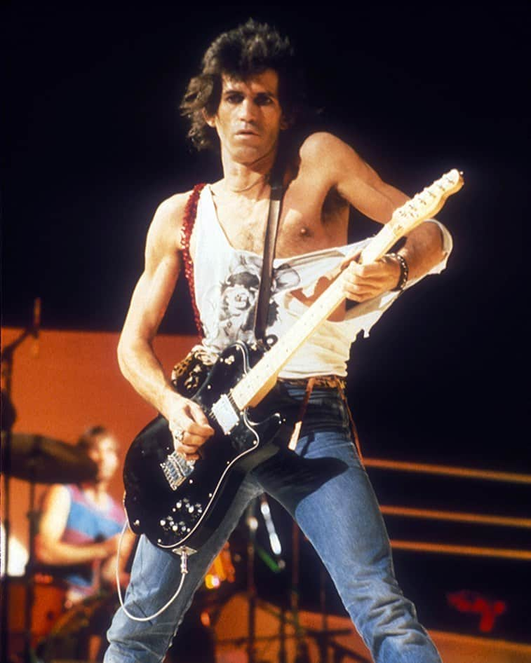 The Rolling Stonesさんのインスタグラム写真 - (The Rolling StonesInstagram)「@officialkeef on stage at MSG, NYC in 1981. Photo by Bob Gruen  #therollingstones #keithrichards #msg #nyc」5月22日 7時04分 - therollingstones