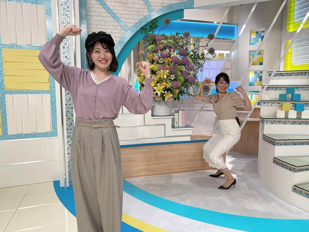 希山愛さんのインスタグラム写真 - (希山愛Instagram)「* おはようございます🐔ｺｹｺｯｺｰ  皆さんはお家で筋トレしてますか？？💪🏻 . #財津さんはスクワットをしています 🎖  #バリはやッ  #希山愛 #ばってん少女隊」5月22日 7時11分 - kiyama_ai_official