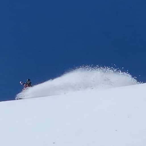 上田ユキエさんのインスタグラム写真 - (上田ユキエInstagram)「1 year ago today ❄️ 山はいつも驚きと幸せをくれる。 #snowboarding #snowboarder #k2limelite #mountainlife #mammothmountain #アメリカ生活」5月22日 7時56分 - yukie_ueda