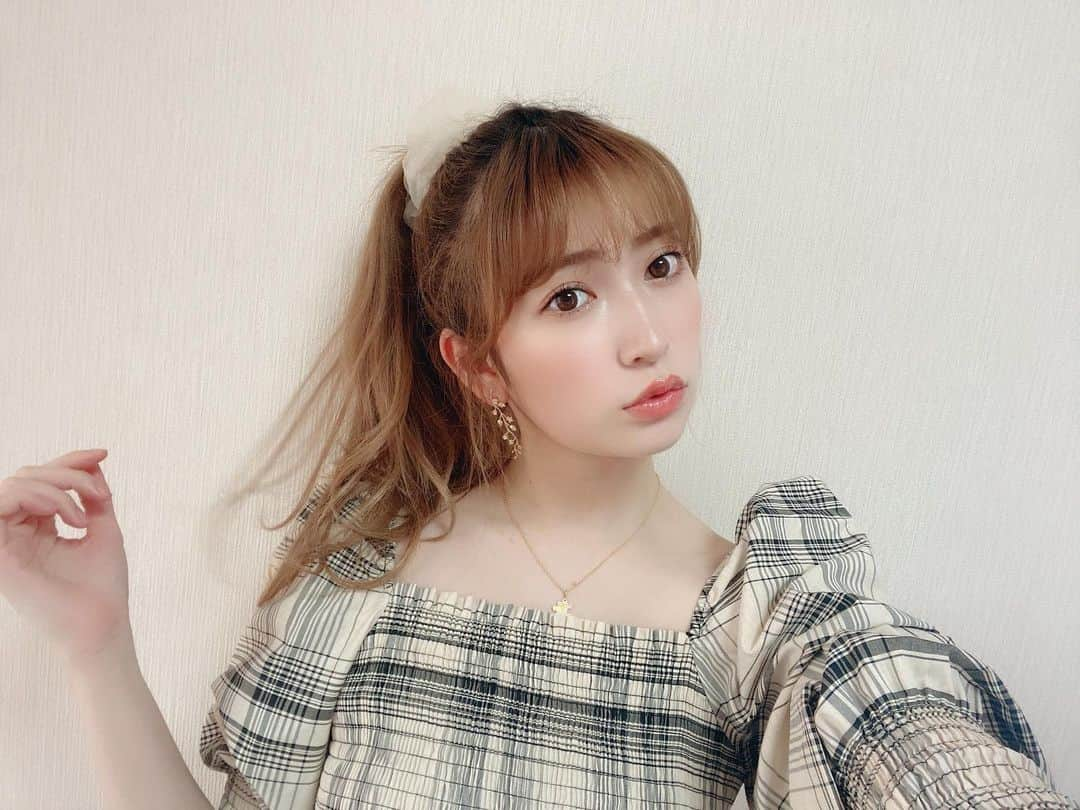 吉田朱里のインスタグラム