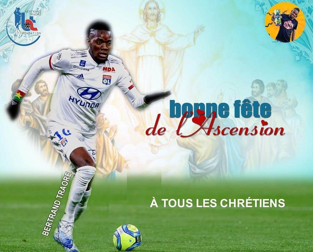 バートランド・トラオレのインスタグラム：「Bonne fête de l’ascension🙏🏾 #ato #ato #10🔴🔵🇧🇫🐎」