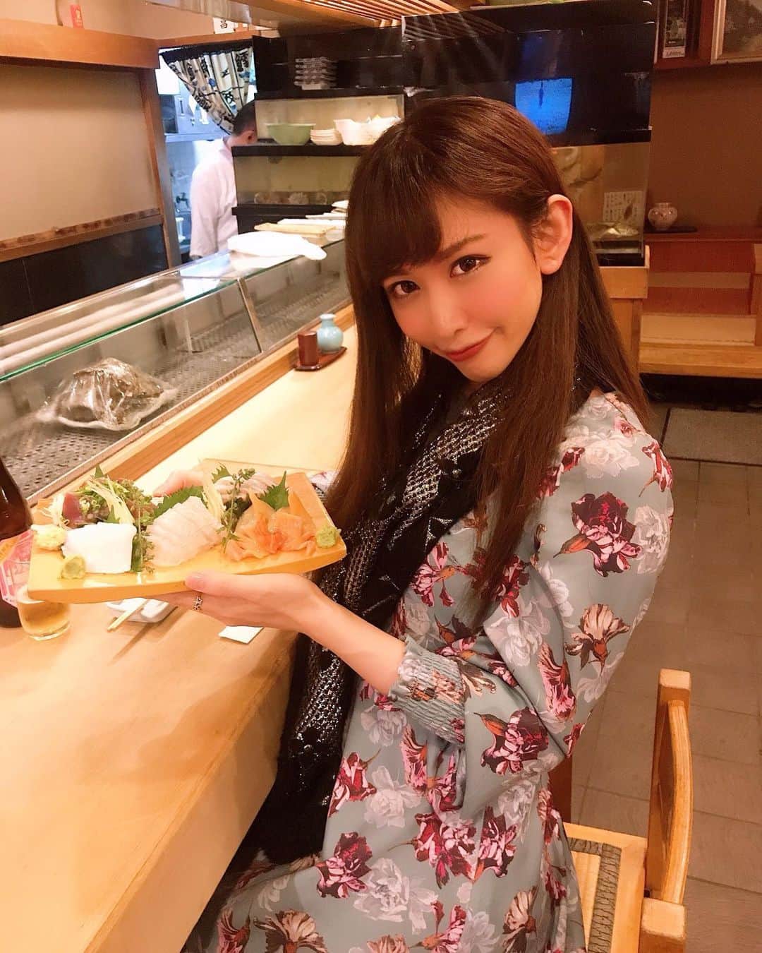 橘芹那のグルメインスタ