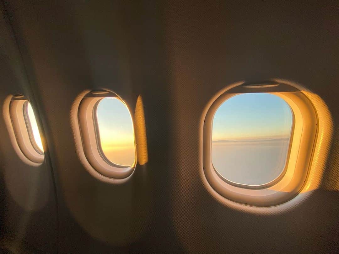 キース・パワーズのインスタグラム：「2.20.20 • In need of travel.」
