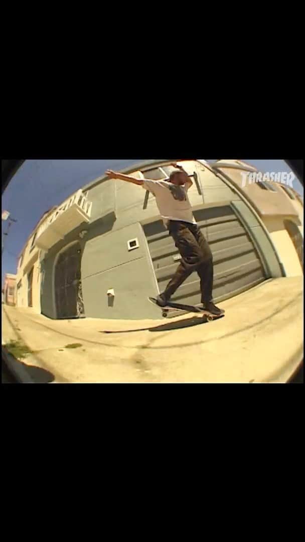 スラッシャーのインスタグラム：「@chrisathans surfs the sidewalks of San Francisco for @northernco 🏄🏽」