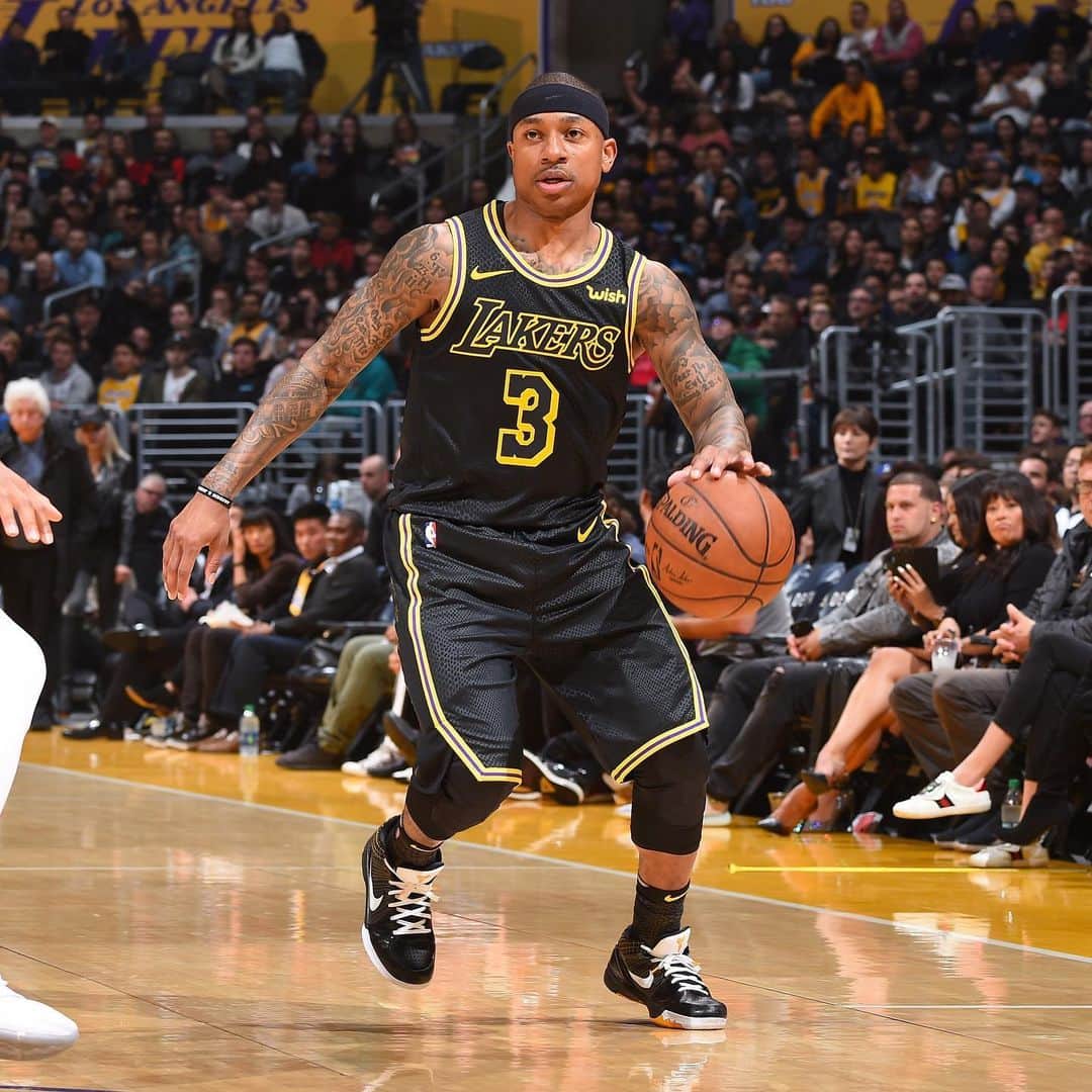 アイザイア・トーマスのインスタグラム：「#TBT Lake Show!」