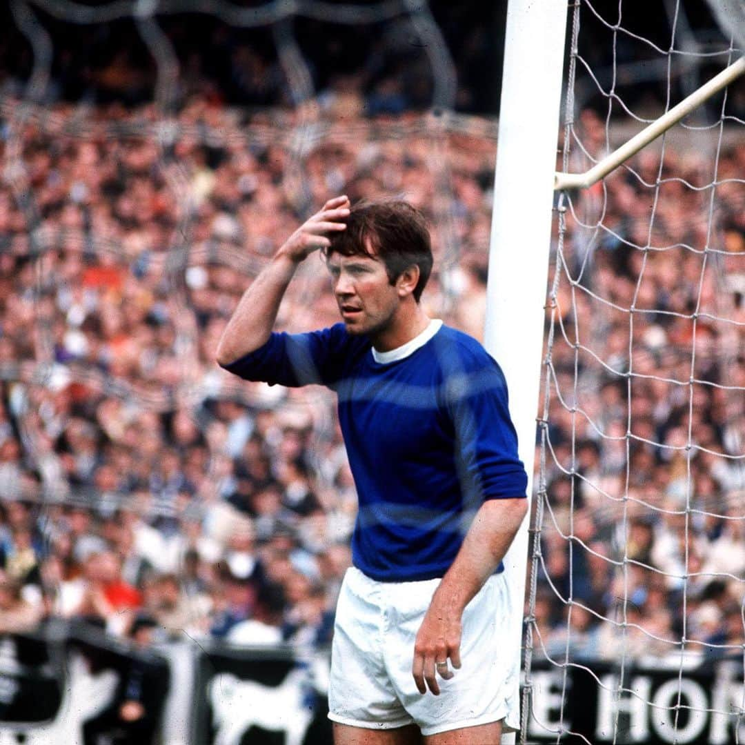 エヴァートンFCさんのインスタグラム写真 - (エヴァートンFCInstagram)「The late, great Howard Kendall would’ve been 74 today. An incredible man, who gave us some incredible memories. 💙」5月22日 17時51分 - everton