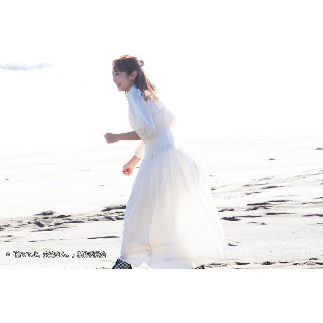 【公式】捨ててよ、安達さん。のインスタグラム：「#捨ててよ安達さん﻿ 今夜深夜0:52から第6話です。﻿ 実際の安達さんのお話をもとに創作された物語…﻿ ご期待ください( ¨̮ )︎︎﻿ ﻿ #安達祐実﻿ #川上凛子﻿ #西村晋弥﻿ #新井美羽﻿ #渡辺大知」