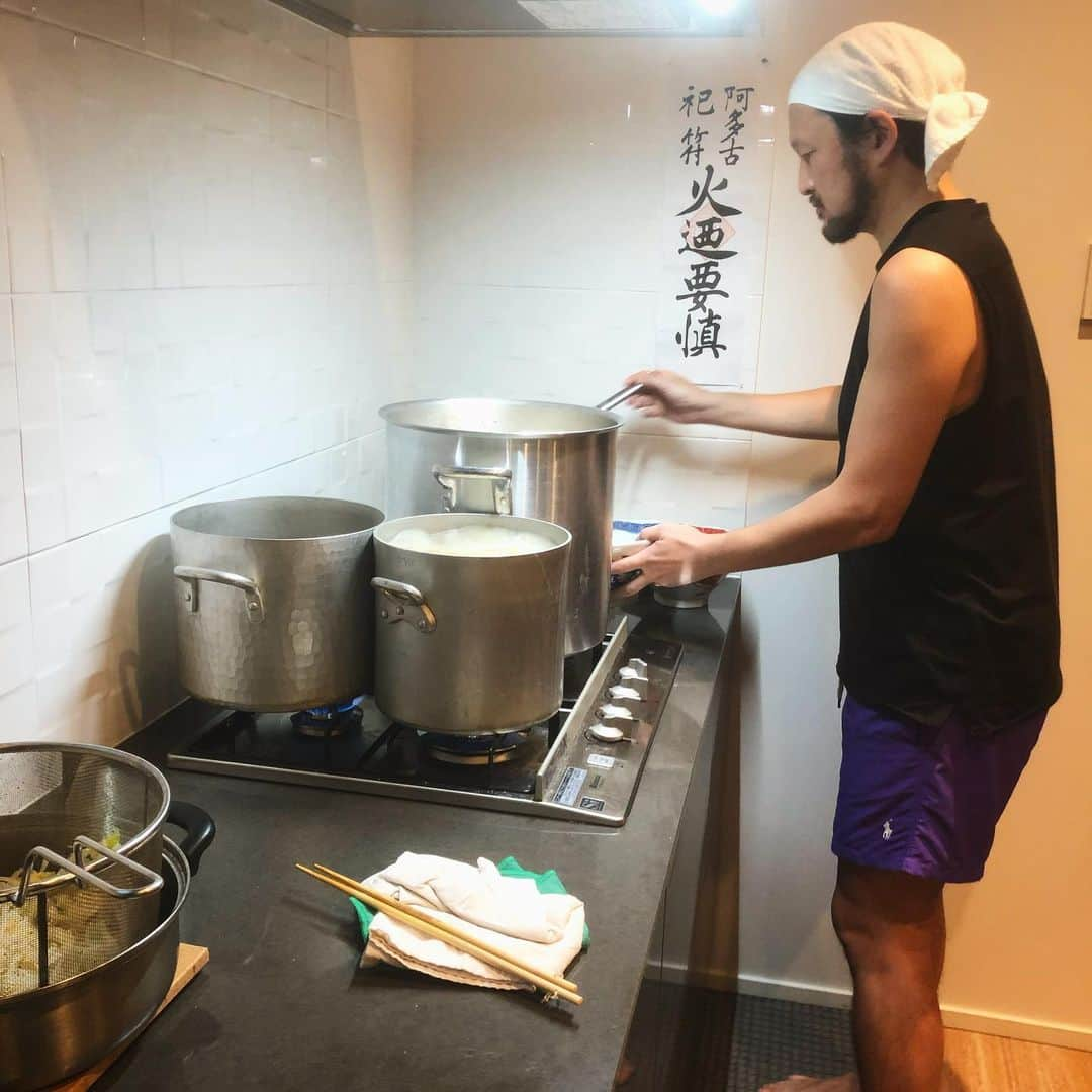 中村獅童さんのインスタグラム写真 - (中村獅童Instagram)「ニボ二郎作ってみた #獅童ラーメン #自粛中何回目かな #にんにくましまし #獅童」5月22日 17時14分 - shido_nakamura